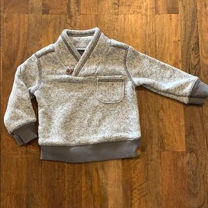 Light gray pullover